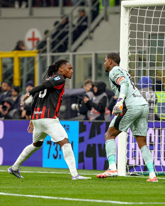 01！迈尼昂神勇扑点，美队一击制胜，国米德比兵败让出意甲榜首