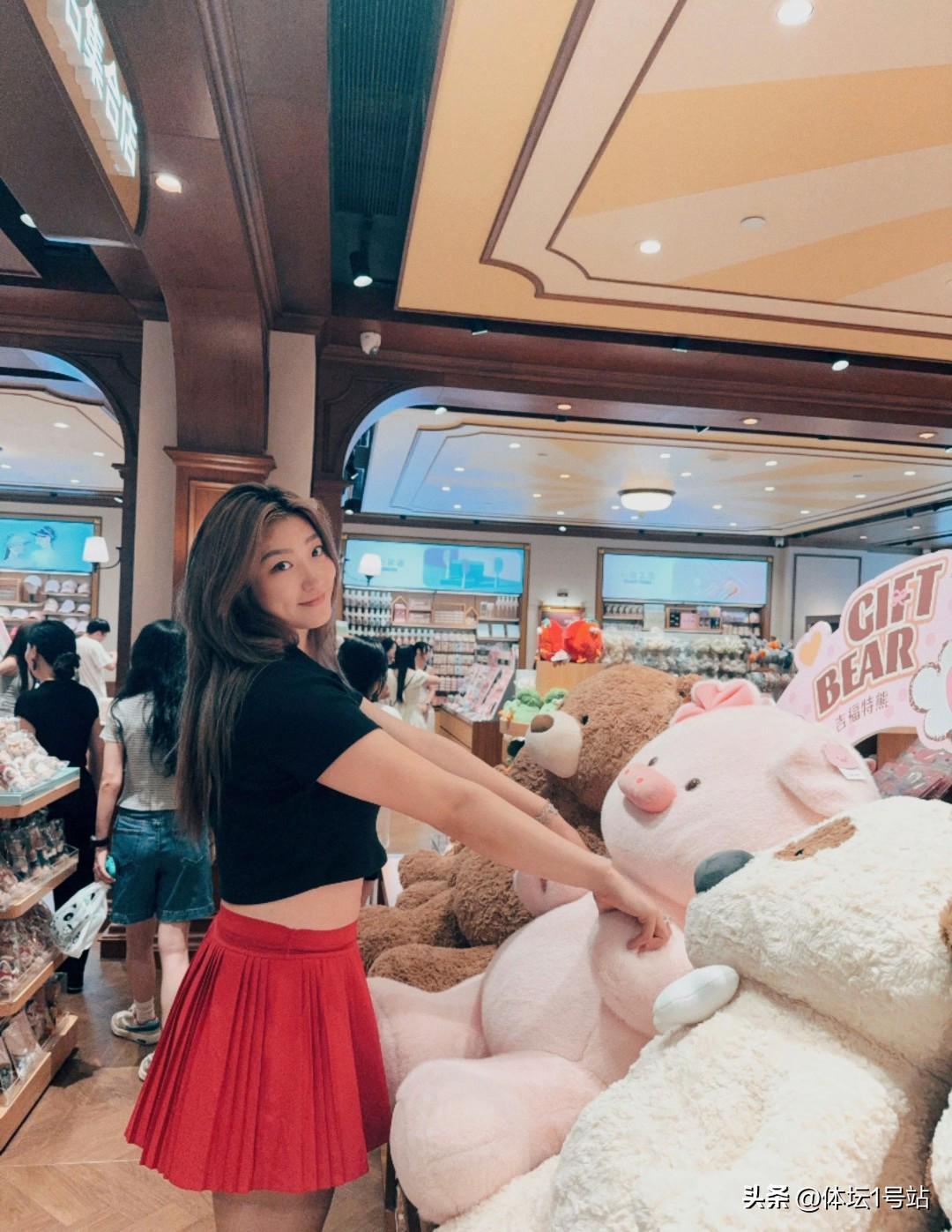 女篮李梦恐难拿到500万顶薪合同，0分影响大，宫鲁鸣一语成谶