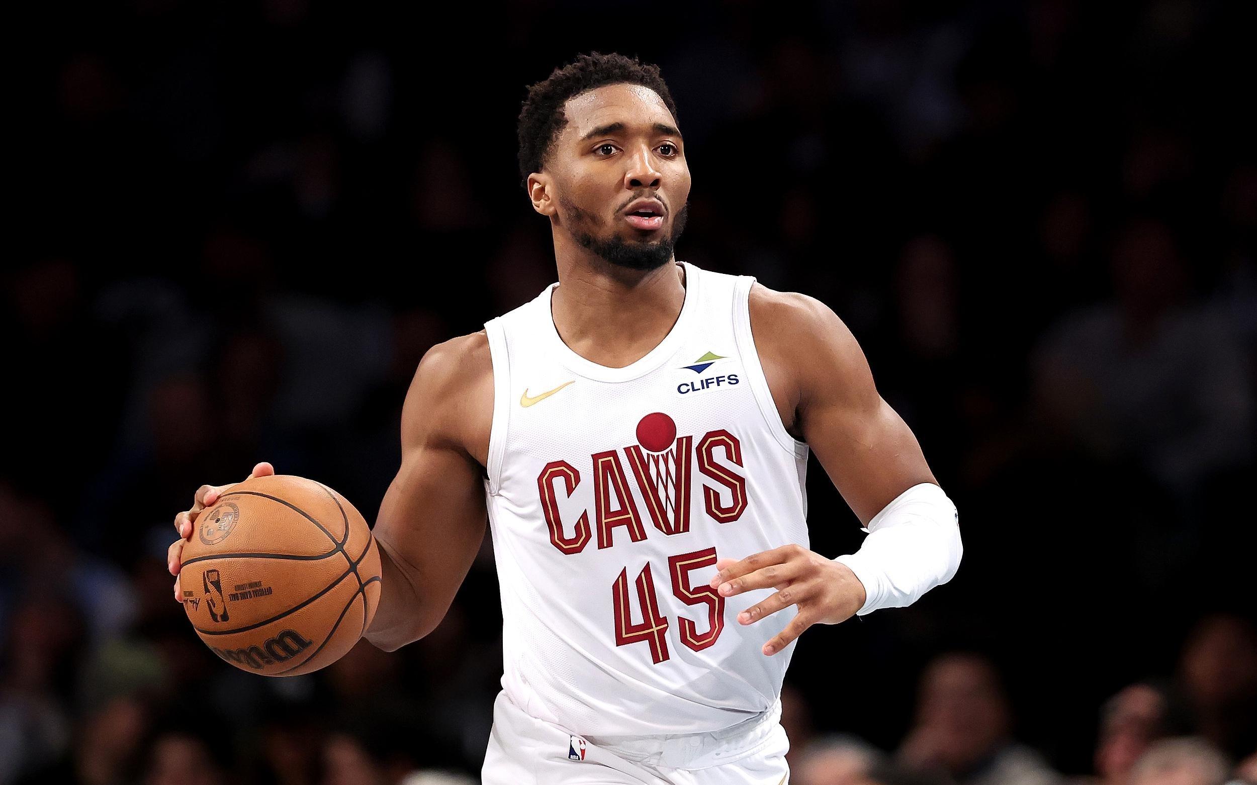 米切尔：阿特金森让我牺牲自己帮助队友变好，目标夺冠总冠军