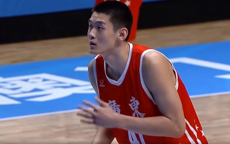 广东复仇山西，12人大名单出炉！徐杰领衔崔永熙缺席，三外援压阵