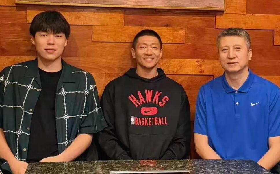 中国男篮助教李昂晒图,陪同郭士强在美考察期间探望杨瀚森