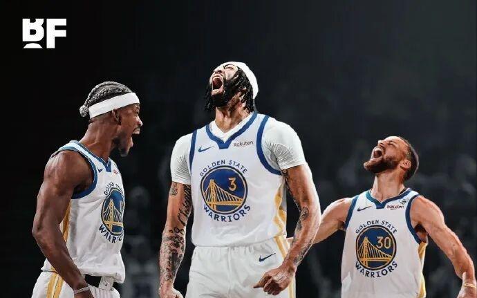 No！库里！突发伤病...