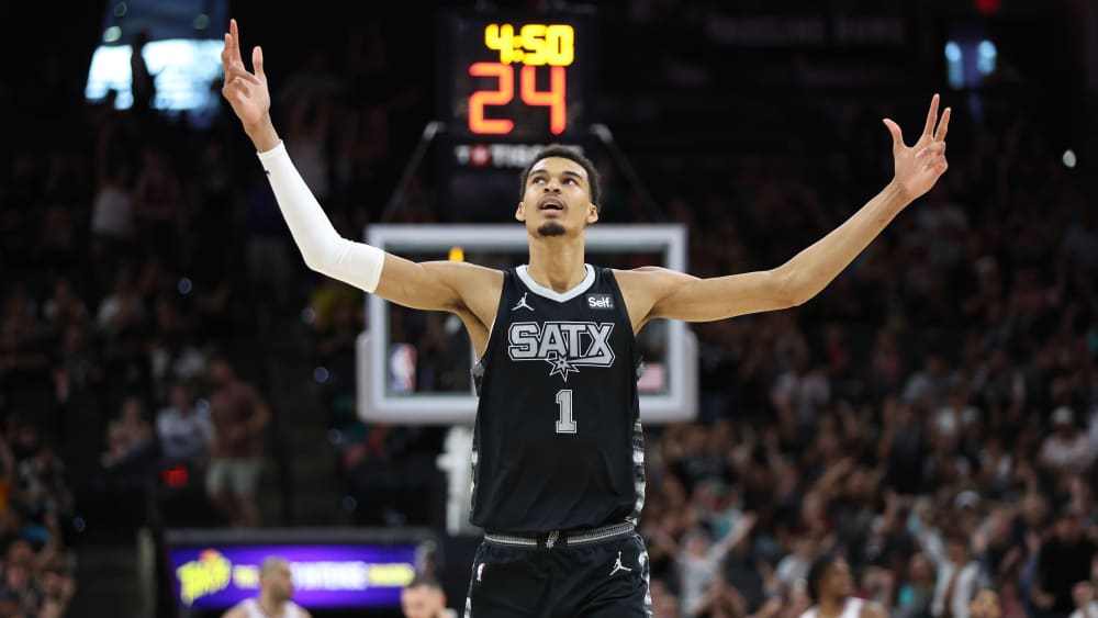 冲击NBA门面，文班满血回归！美媒晒新赛季5大目标：包揽DPOY+MVP