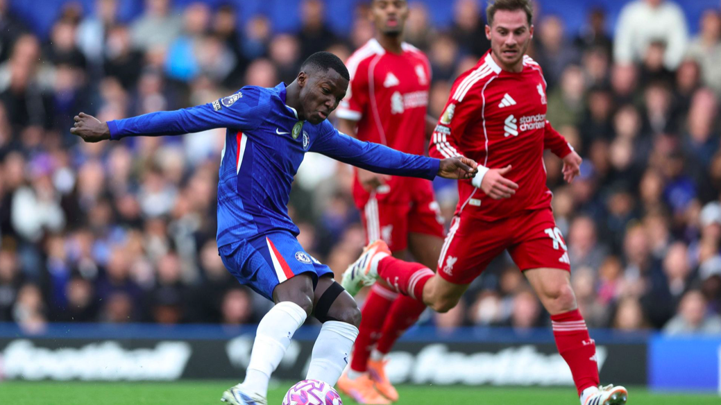 12！英超豪门对决神剧情：11.2亿战舰连续两轮惨遭绝杀榜首更迭