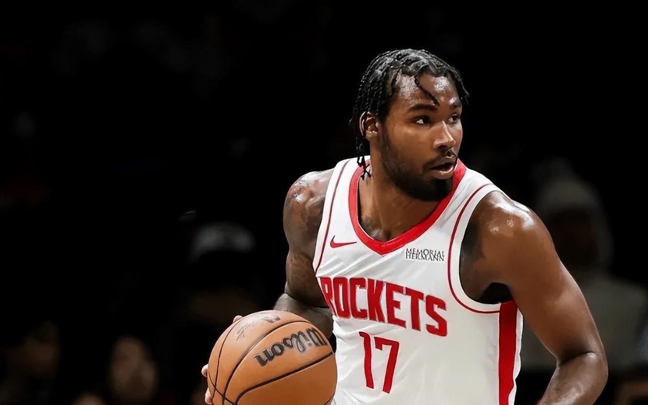 火箭四连胜，谁注意这两小将阿门挖掘投篮，伊森全面打服乌度卡