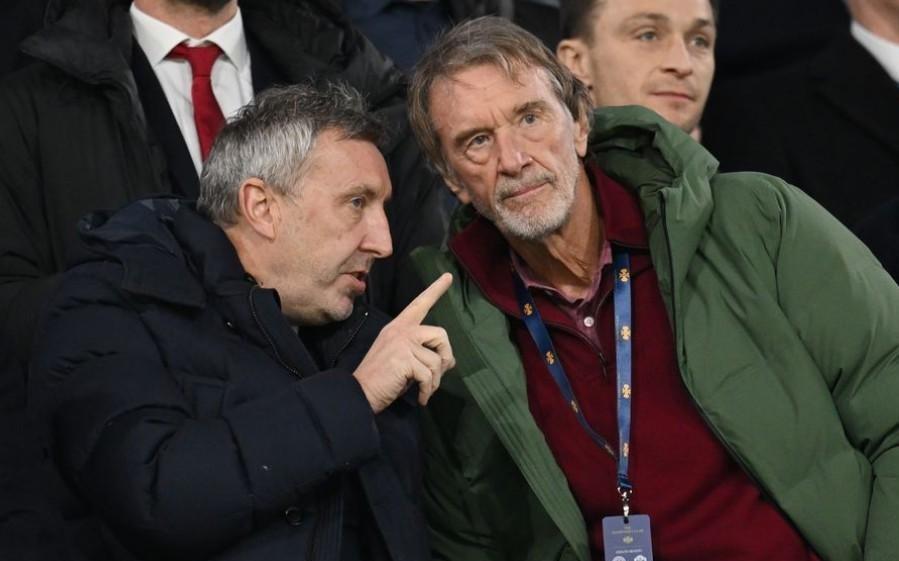 只出不进，曼联1月无任何引援+兜售3名球员、外租4名小将