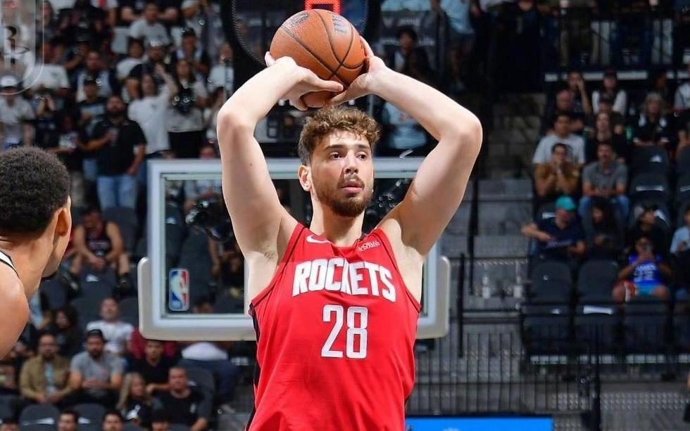 重排现役四大中锋，恩比德落选，浓眉仅第3，榜首无悬念