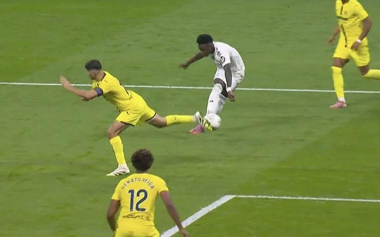 黄潜中场：在伯纳乌取胜本就艰难，遇到这些情况更是难上加难