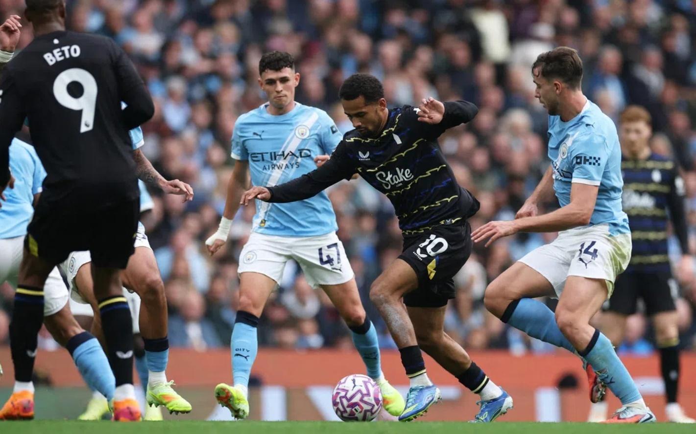 福登：哈兰德总能在正确时候挺身而出，这是世界级前锋的信号