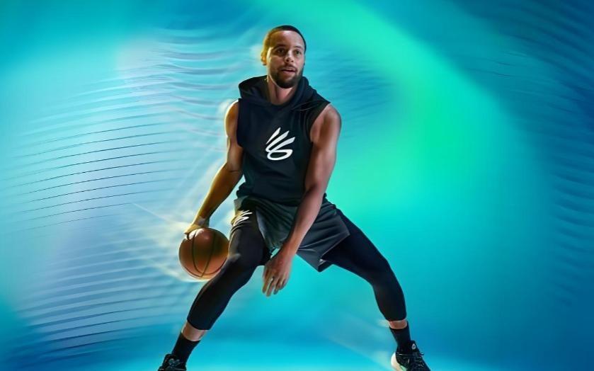 超越詹皇！库里登顶联盟第一！37岁老将再翻上天花板！