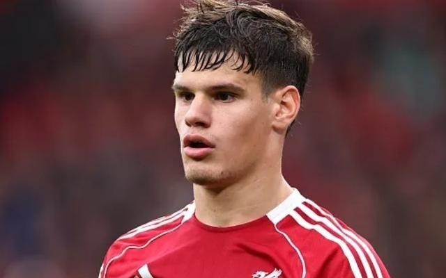 小雷：凯尔凯兹看起来紧张坏了，阿马德给他制造了各种问题