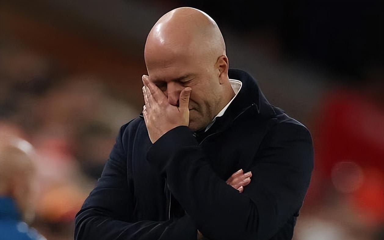 想要买他接班萨拉赫利物浦看上23岁拜仁边锋，1.2亿价格打底