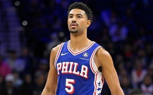 曝76人给格里姆斯提供两份报价接受资质报价或放弃交易否决权