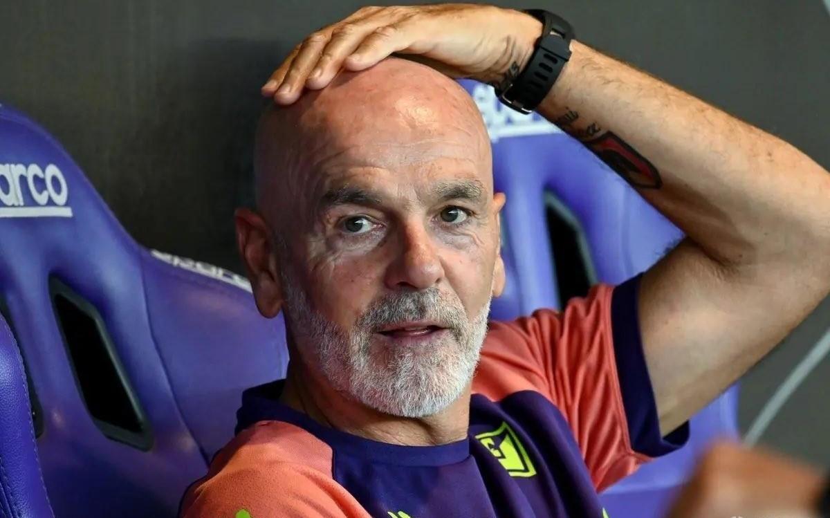 5场比赛3平2负排名15，佛罗伦萨遭遇