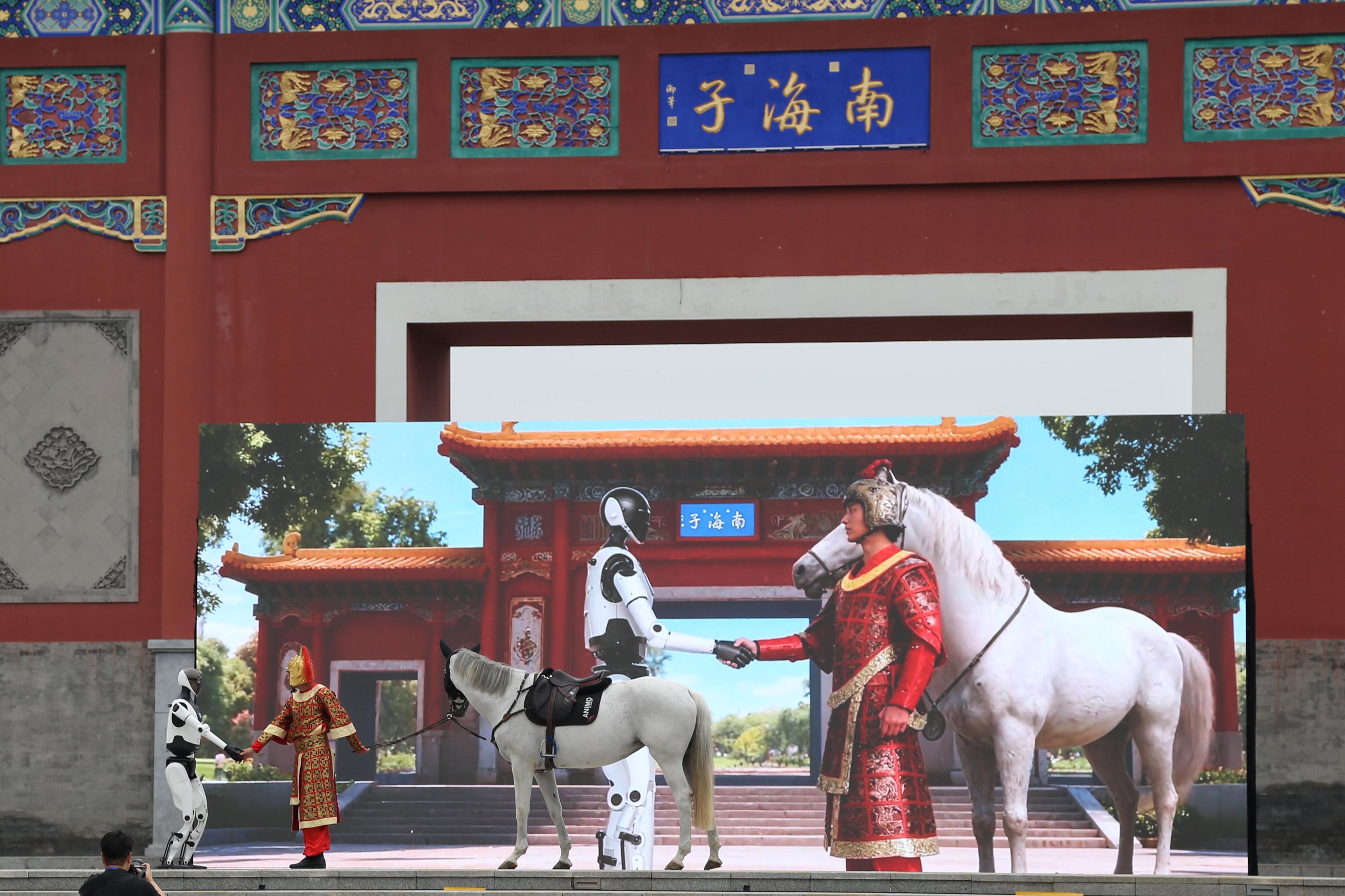 北京市中小学生田径运动会开幕，三千师生在大自然中开跑