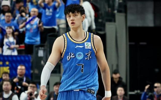 北京首钢VS北控男篮！曾凡博复出，张庆鹏背水一战，央视直播