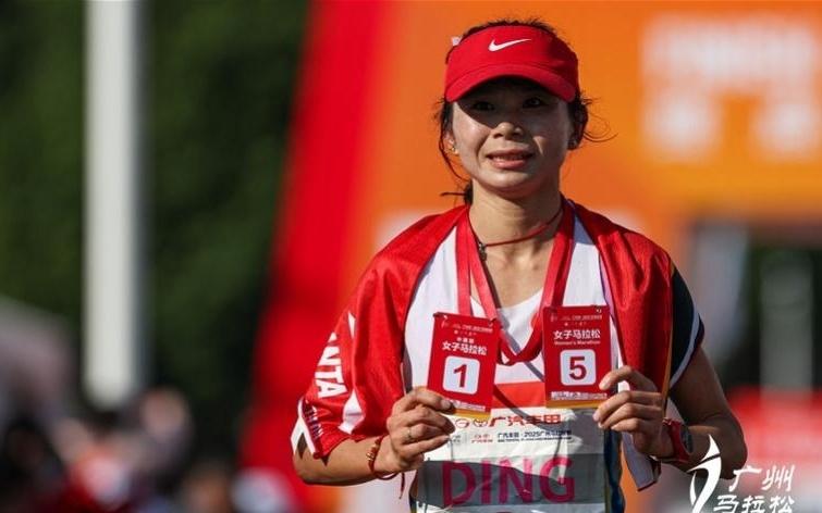 广马女子组国内冠军丁常琴：对广马特别有情怀，祝冬至快乐