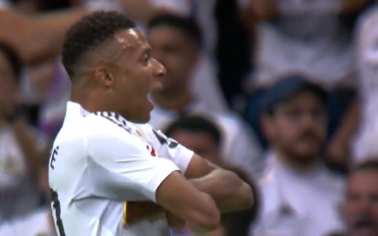 姆巴佩专克巴萨！国家德比4战连入6球，贝林厄姆神助攻