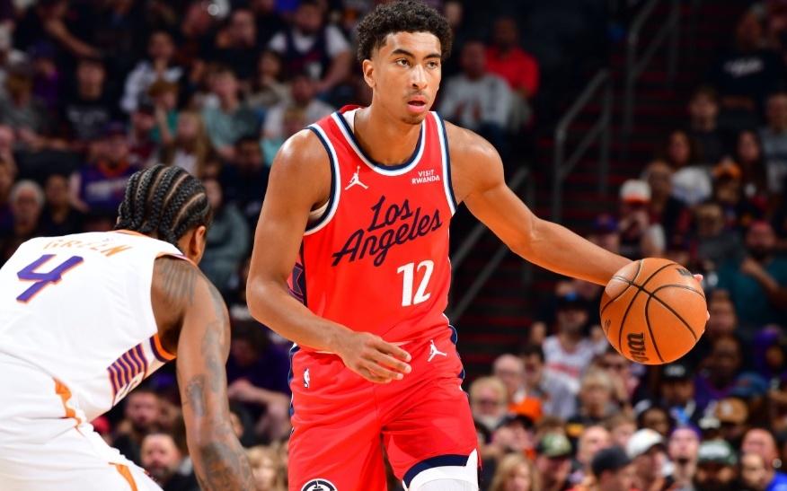 场均2分4助，作为NBA传奇超巨，被球队弃用！或许你该体面退役了