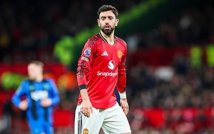 赖特：B费不想离开曼联，但俱乐部没有表达他对球队的重要性