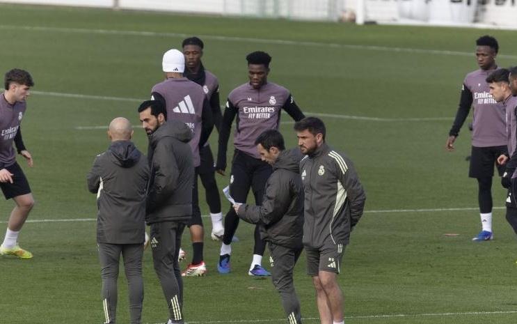 世体：姆巴佩因伤缺席阿韦洛亚首训，平图斯重新归队