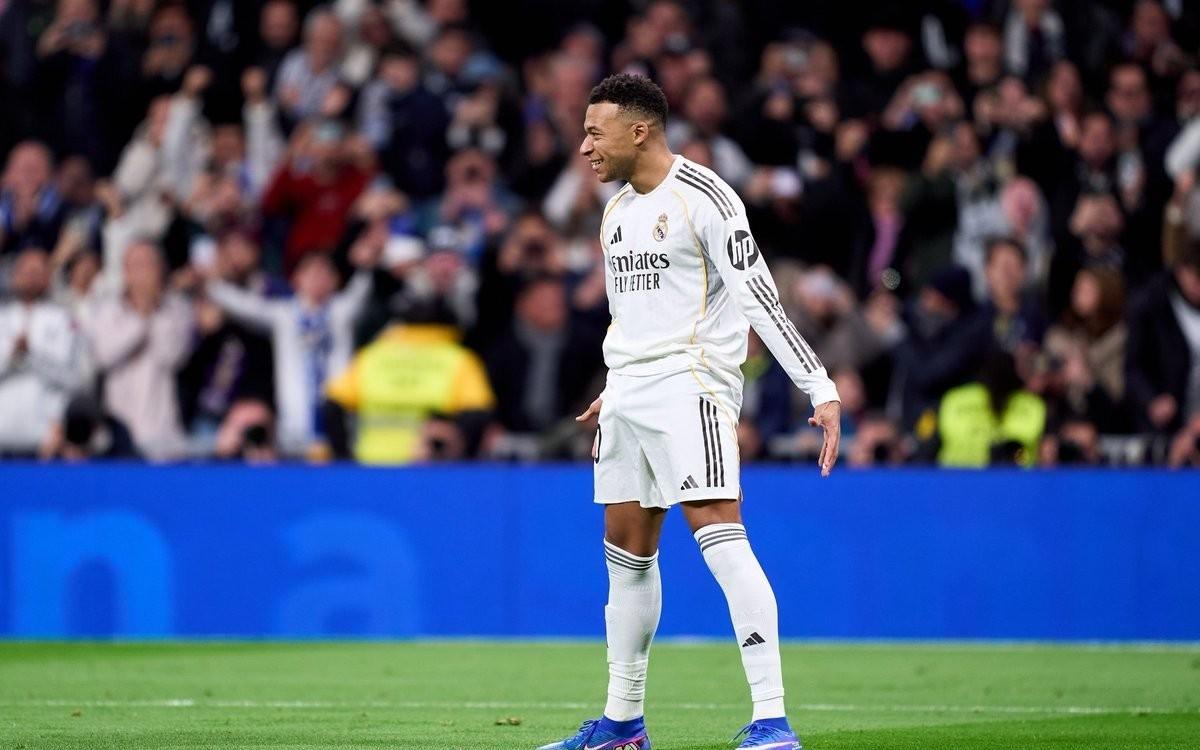 66球，姆巴佩追平方丹保持的法国球员自然年进球纪录