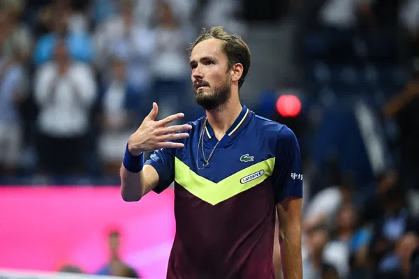 梅德韦杰夫：不是为了钱打球，生涯所有