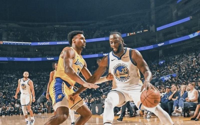 疑似打到布朗尼下腹！美媒：追梦，注意你的手！