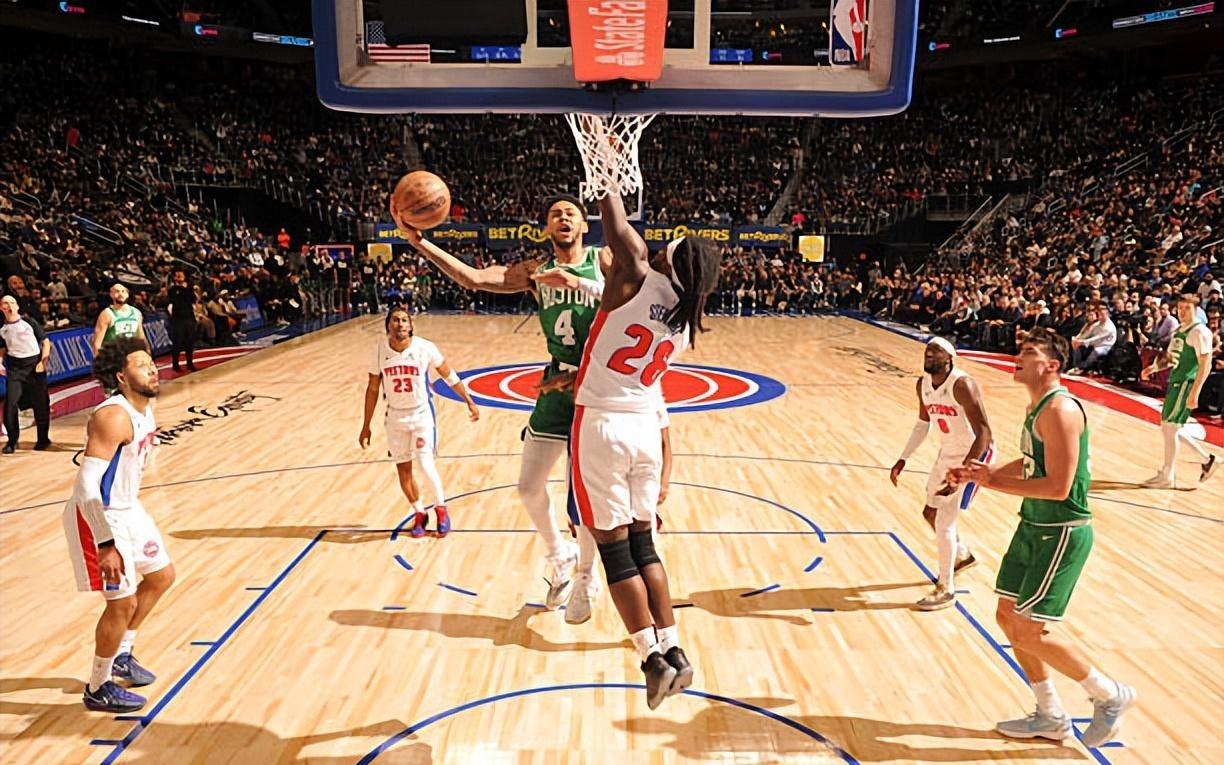 神一场鬼N场！凯尔特人留下这位后场大将真是一个双输的决定