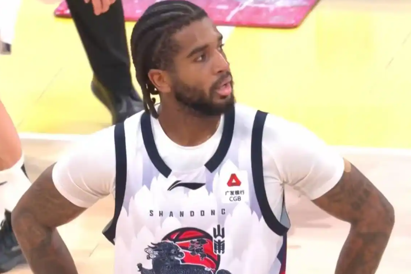 伤病袭扰+状态起伏，山东男篮7786不敌广厦，四连胜遗憾终结