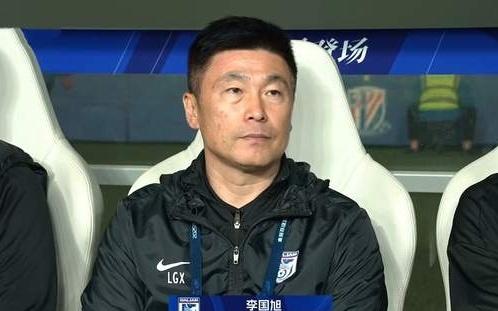 22，大连英博阻击申花吕焯毅世界波刘祝润破门裁判多次看var