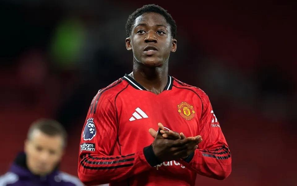 吉格斯：梅努应考虑留曼联证明自己，去