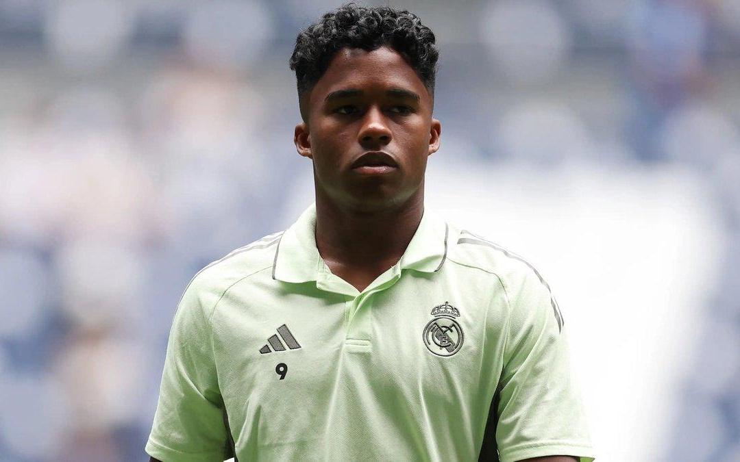 记者：皇马正在推进恩德里克外租事宜