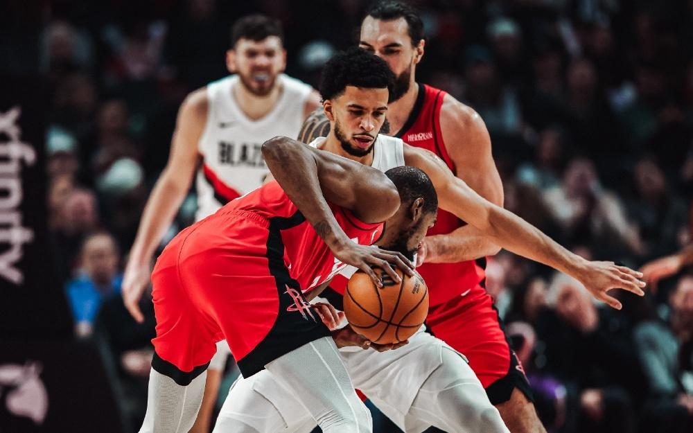 爆冷！杜兰特无缘绝杀，空砍37分，火箭惜败开拓者，杨瀚森有进步