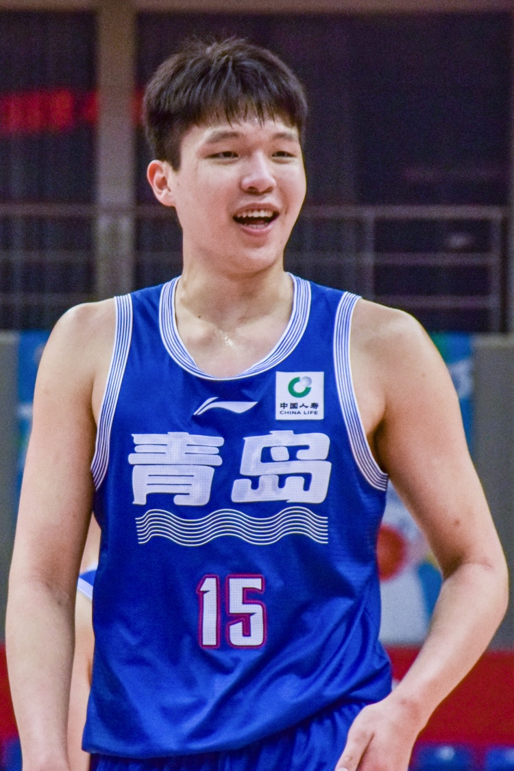 吴頔：杨瀚森这统治力有点恐怖要不怎么大家都在憧憬他打NBA呢