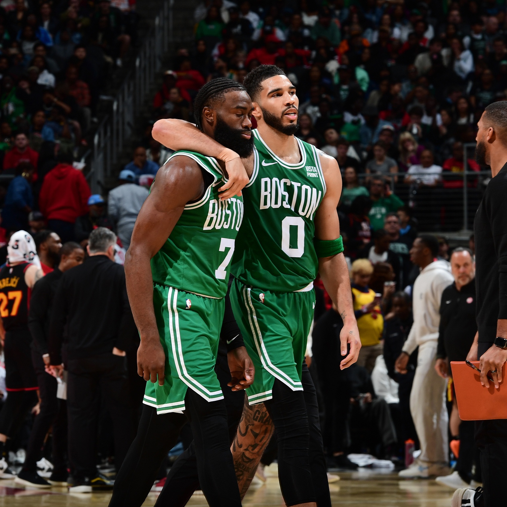 巴克利：NBA今夏激怒了塔图姆和布朗激怒了两个联盟前十的球员