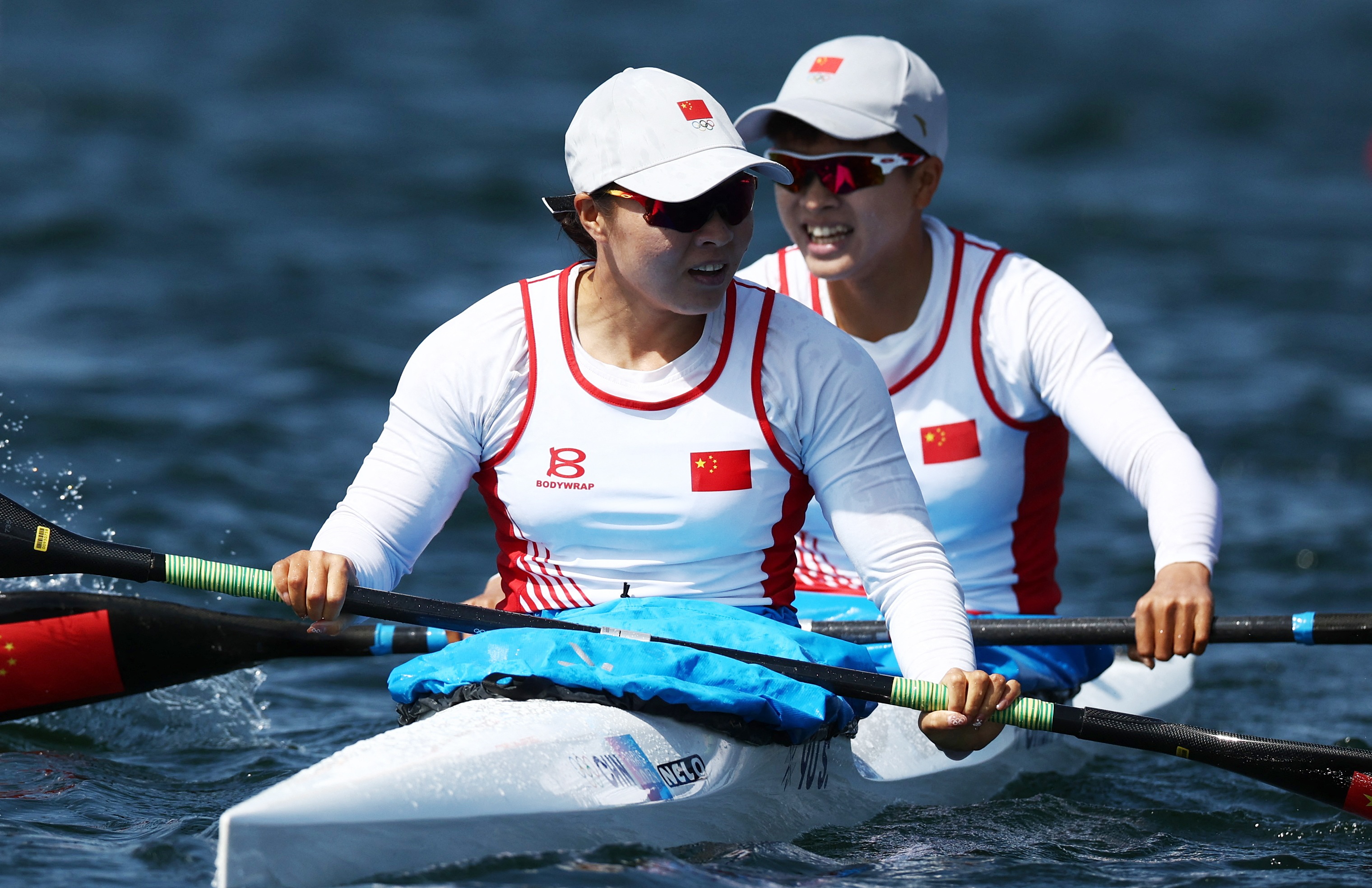 女子500米双人皮艇 中国选手俞诗梦/陈雨乐小组第2直接晋级半决赛