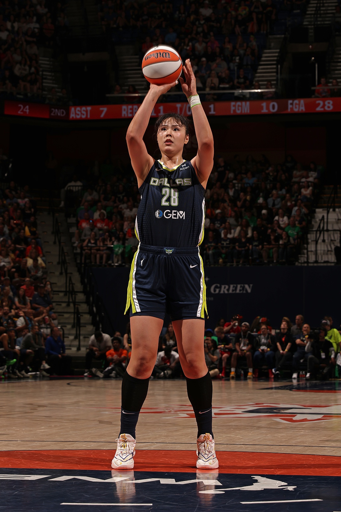 加油呀小宝！今日8点WNBA常规赛！李月汝将首发出战搭档状元佩奇