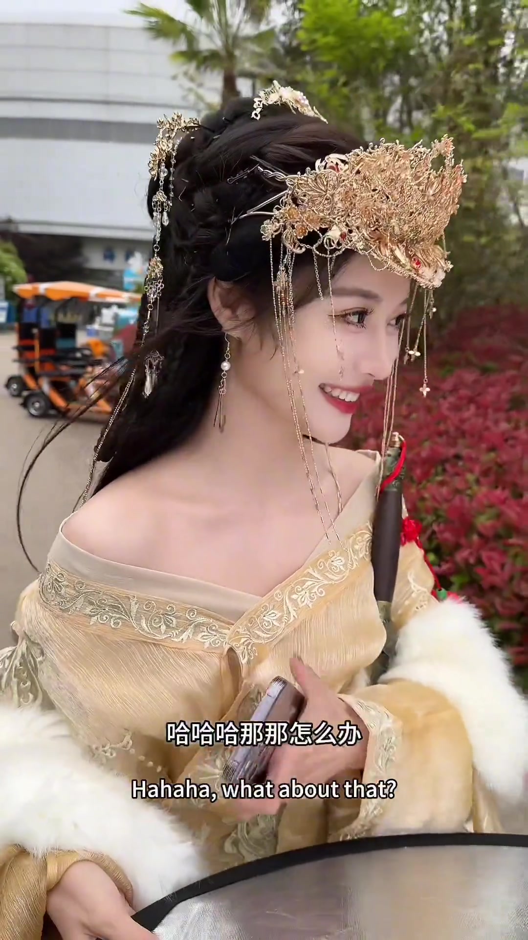 什么时候能拍左边的脸，还得听她指示？