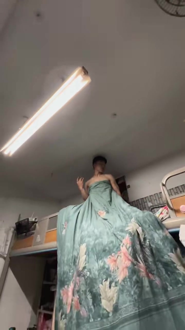 嘎吱窝劲儿挺大