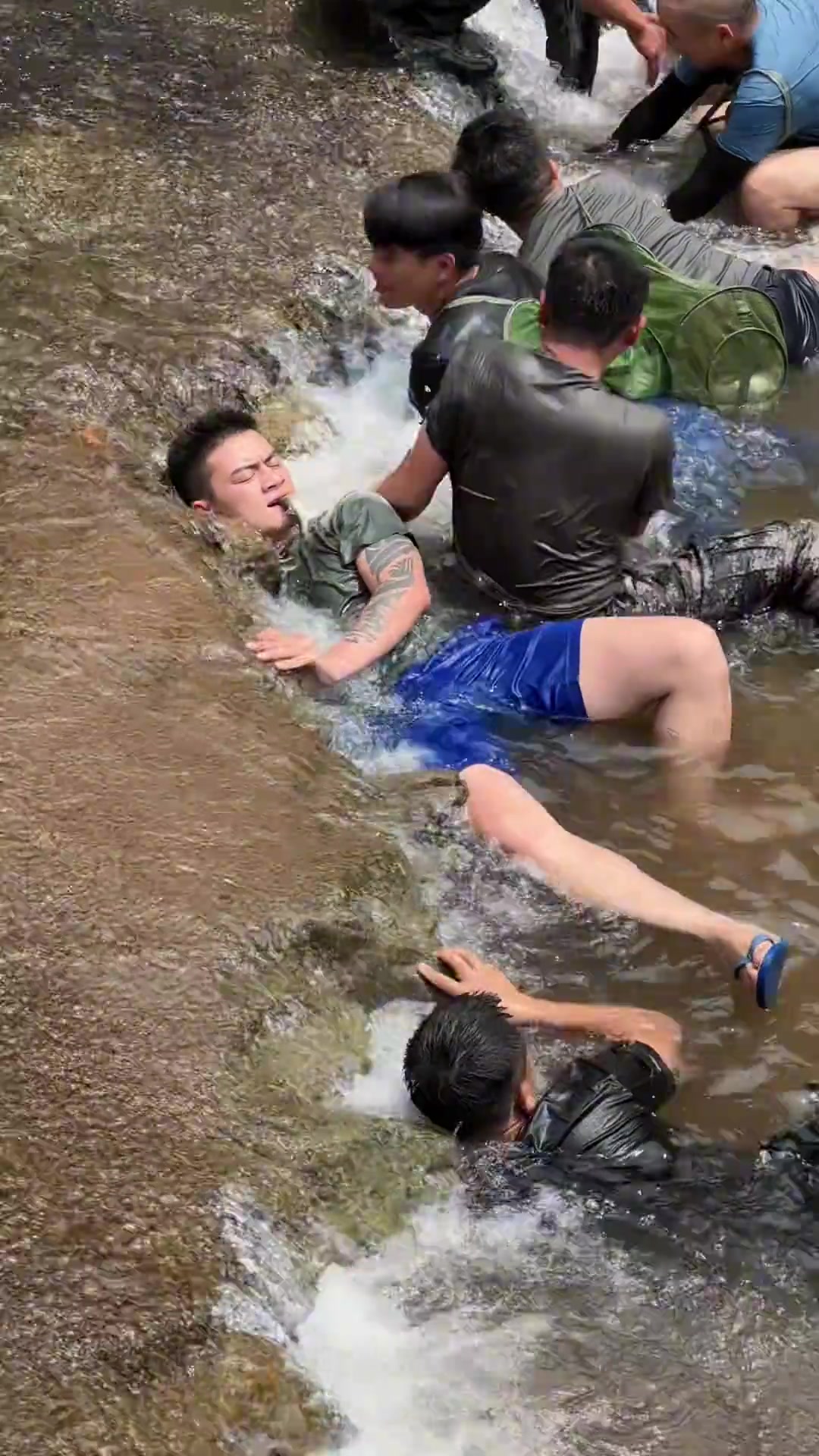 你们寨子有你 怎么可能输