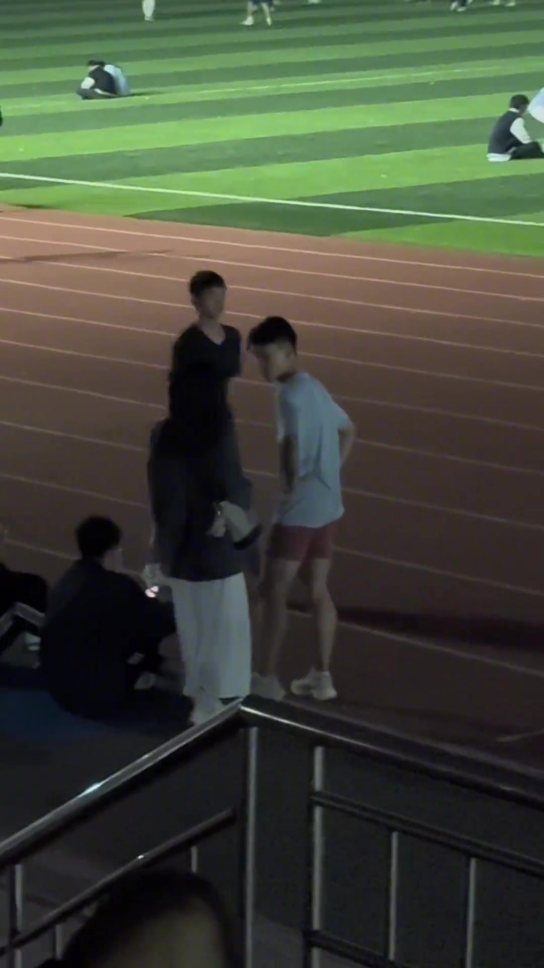 男孩子们被妹子要微信都是什么感受