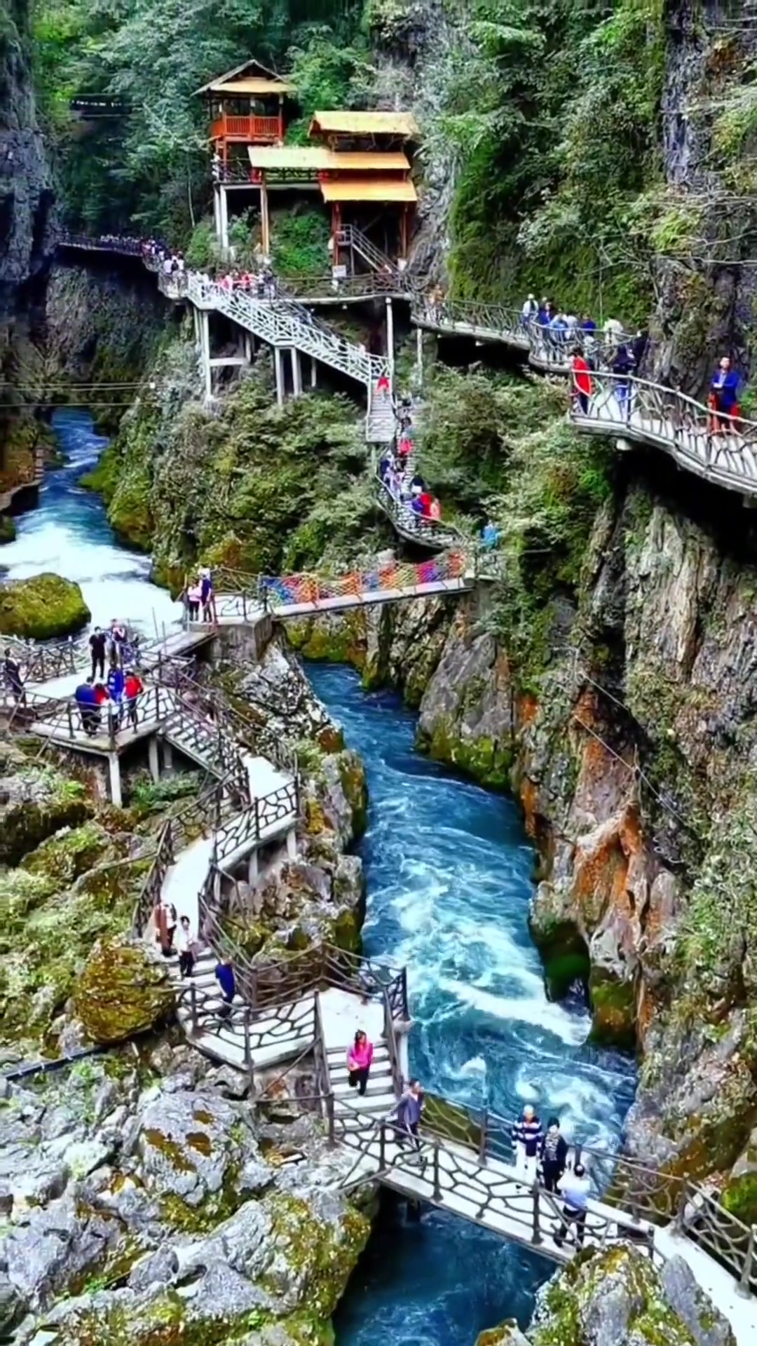 把向往的地方，都变成走过的路~