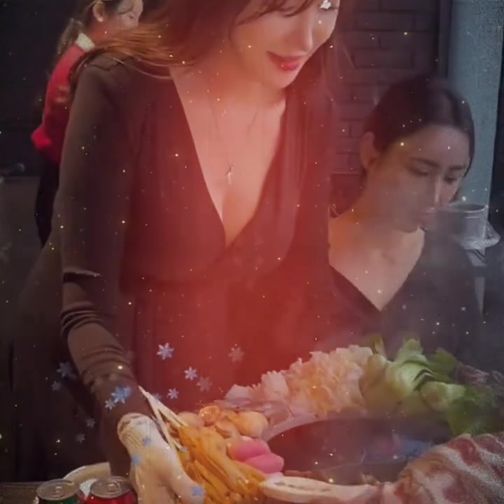 服务员：你人还怪好的嘞