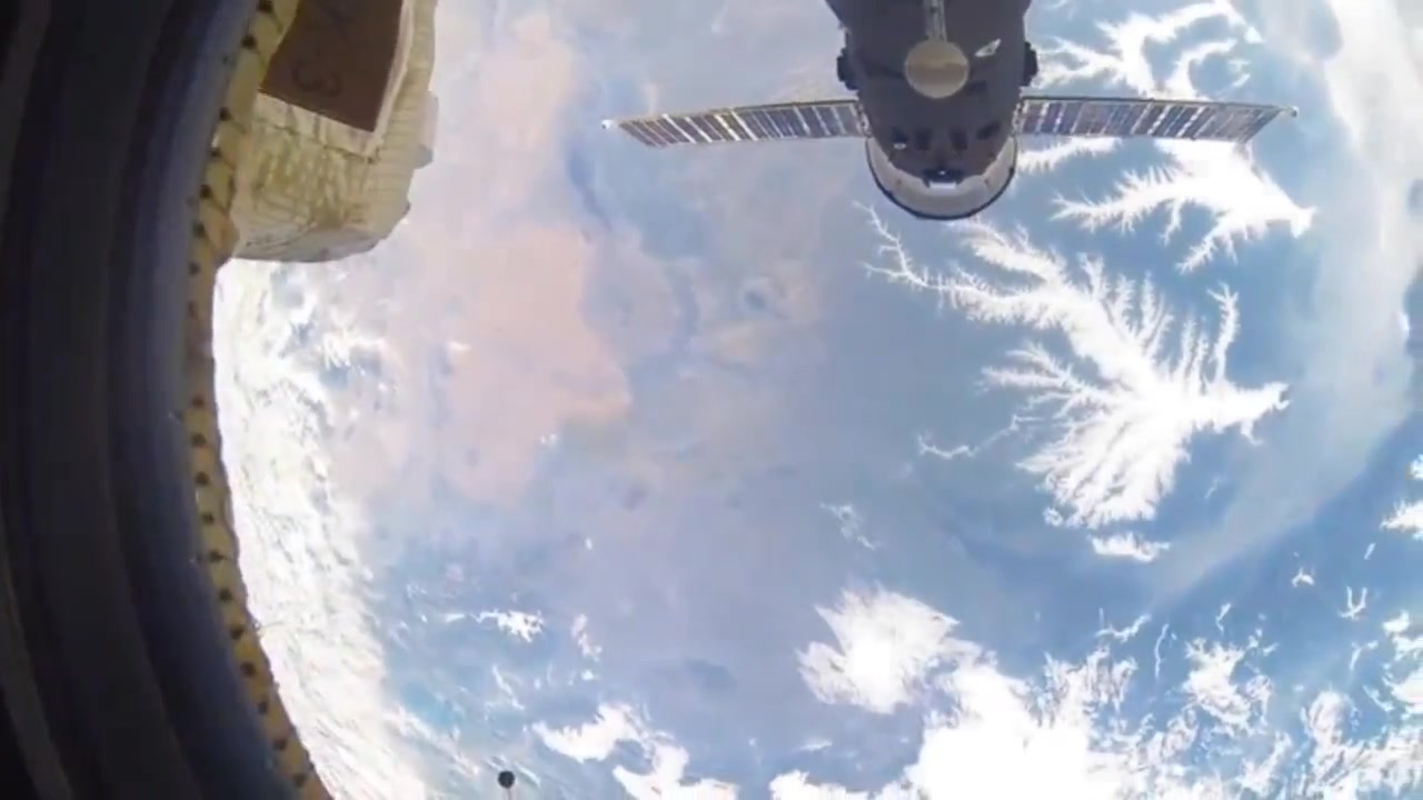 俄罗斯宇航员国际空间站拍摄地球