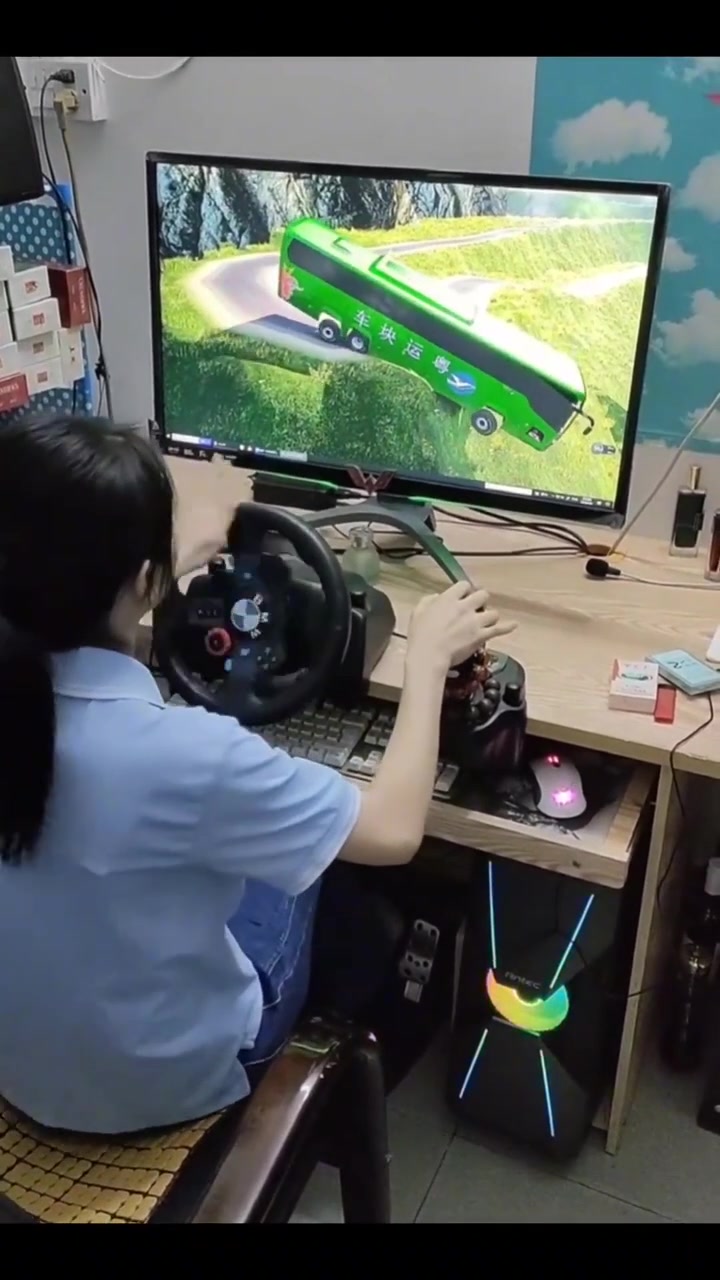 这车技，你就说转没转过来吧