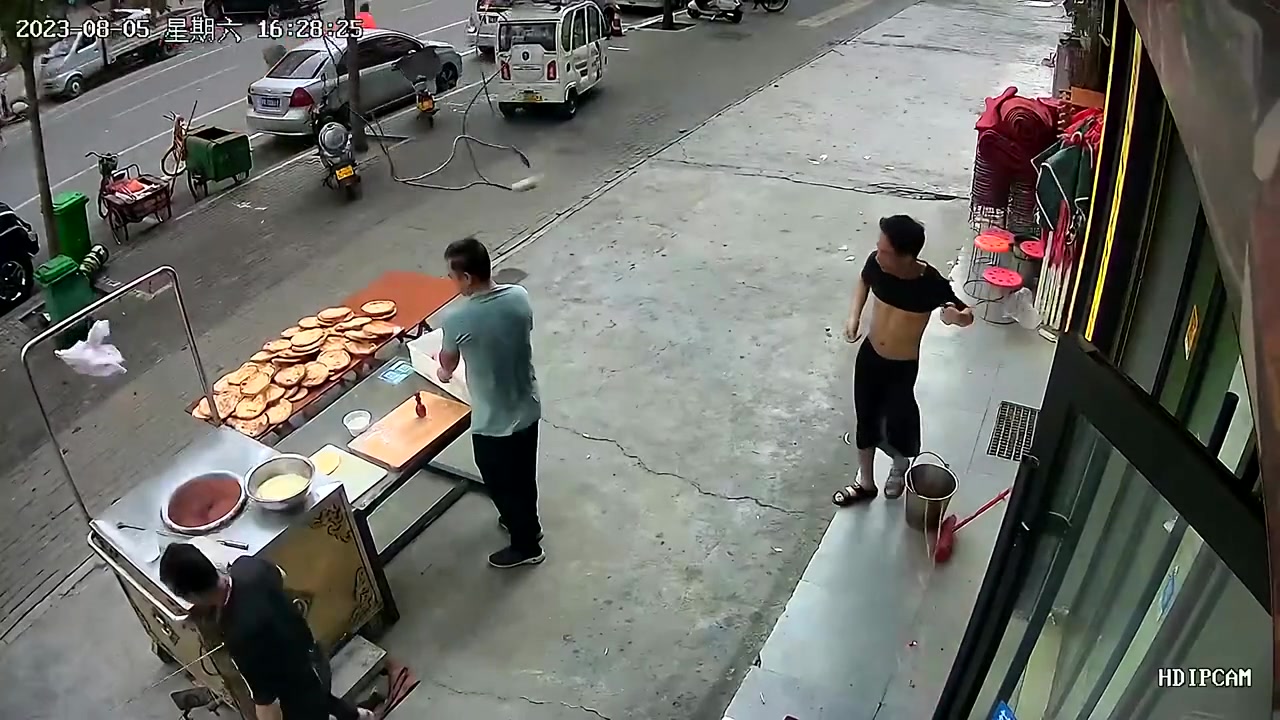 今天可以提前下班咯