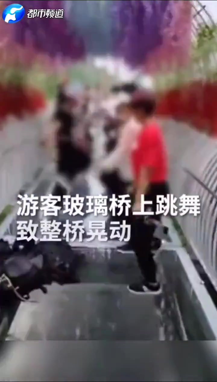 隔着屏幕都感觉好害怕啊
