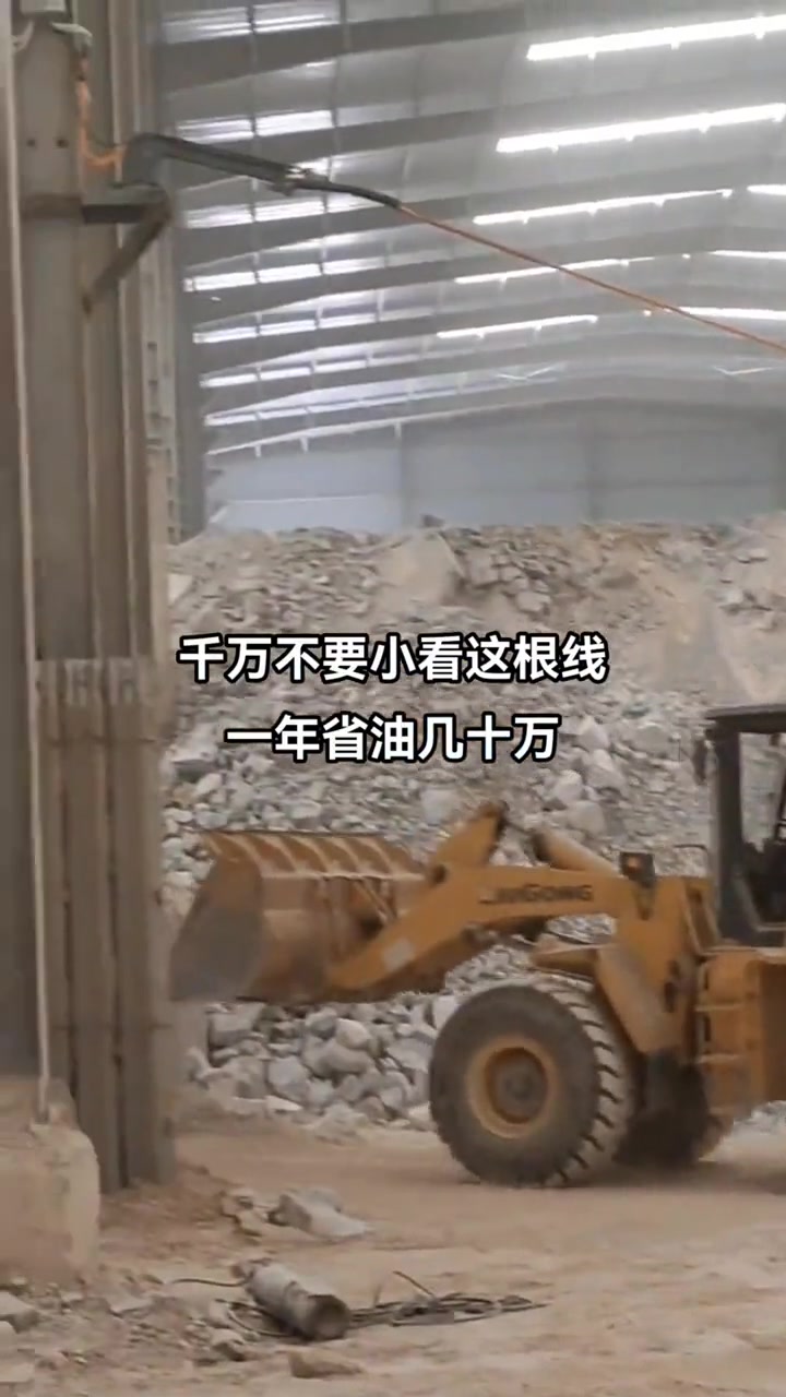 都这么大个车了，脐带还带着呢？