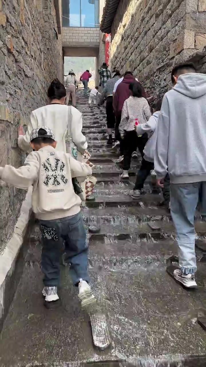 一步踏错，步步错
